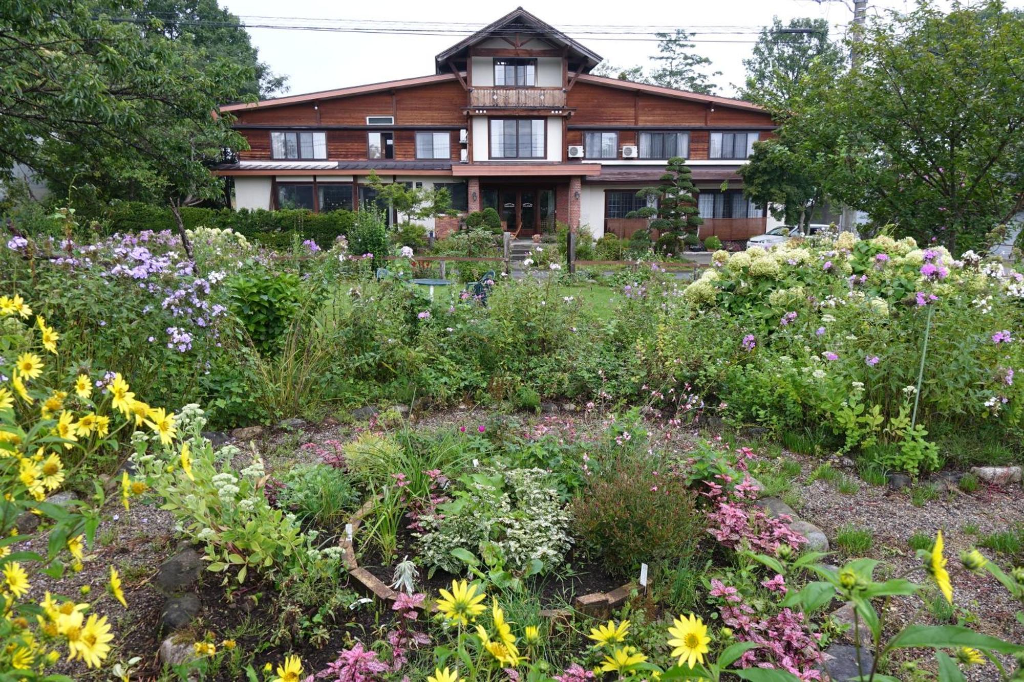 Country Inn Kashiwabara Hakuba Extérieur photo